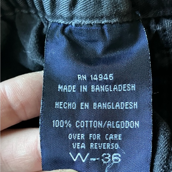 EUC Men’s Black Shorts, 36” W no name brand - Picture 3 of 4